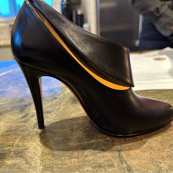 Christian Louboutin Miss Zorra 100 Shiny Calf in Black size 36 - Picture 8 of 16